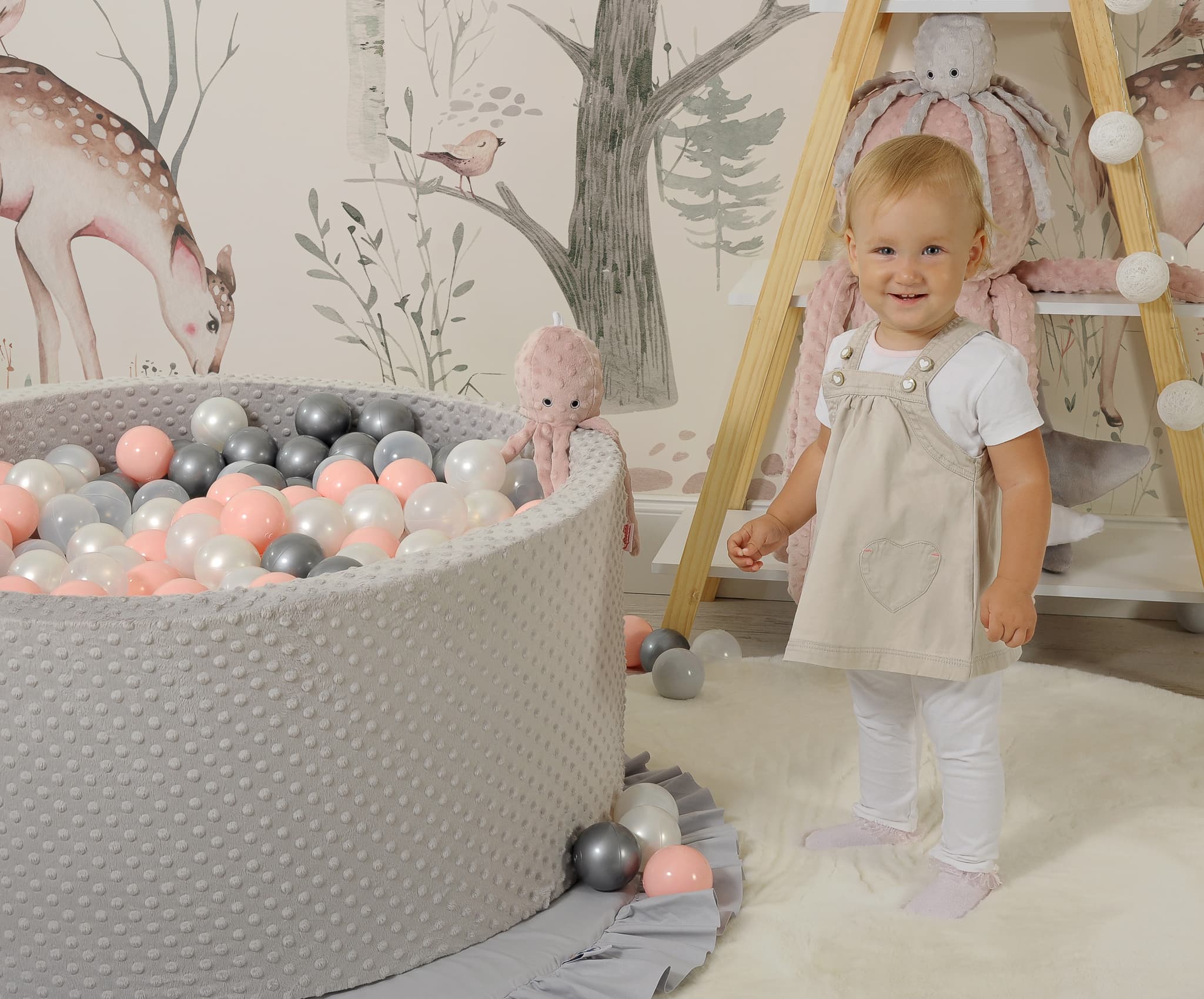 Minky Ball Pit Ø90 x 40 cm with 200 Balls